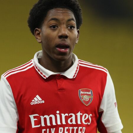 Arsenal Youngster Myles Lewis-Skelly Substituted Early Against PSV After Avoiding Red Card