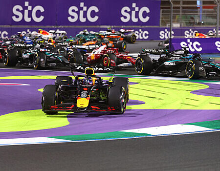 Гонщики и команды, которым нужна перезагрузка после первых пяти гонок F1