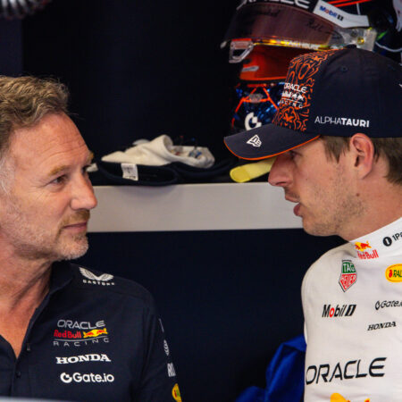 मर्सिडीज में वेरस्टैपेन के जाने की अफवाहों पर चुप्पी