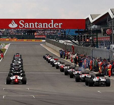 ब्रिटिश ग्रां प्री के 75 साल: सिल्वरस्टोन, ऐंट्री, ब्रैंड्स हैच तस्वीरों में