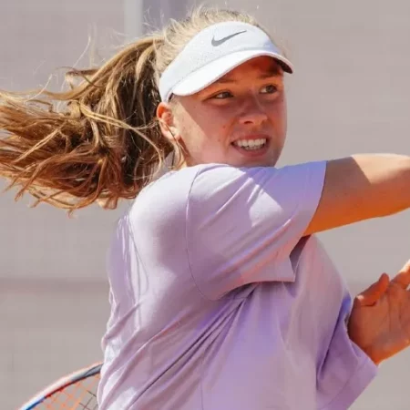 पोर्टो (WTA 125): अलिना कोर्निएवा और वितालिया डियाचेंको दूसरे दौर में पहुंचीं