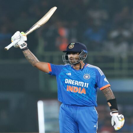 सूर्यकुमार यादव ने ऑस्ट्रेलिया के खिलाफ पहले टी20 मैच से पहले जसप्रीत बुमराह के अनुभव पर भरोसा जताया